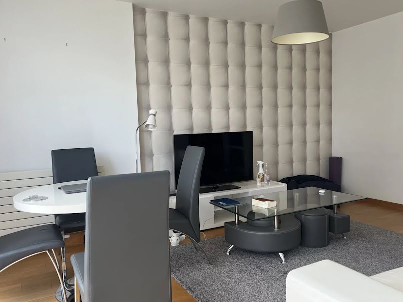 Location  appartement 3 pièces 64 m² à Paris 15ème (75015), 3 200 €