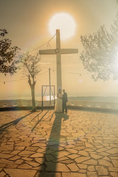 Fotógrafo de casamento George Mouratidis (mouratidis). Foto de 12 de abril 2017