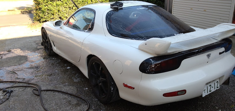 RX-7のRX-7 FD3S・洗車・まだまだ暑い・宮崎・九州ロータリーミーティングに関するカスタム事例の投稿画像1枚目