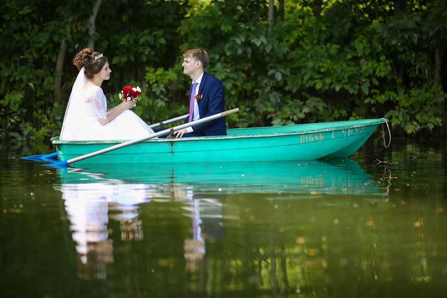 結婚式の写真家Malik Sadykov (msadykov24)。2016 9月29日の写真