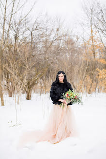 Fotografo di matrimoni Elina Sasina (photoelina). Foto del 23 marzo 2016