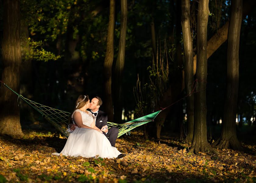 Fotógrafo de casamento Piotr Kowal (piotrkowal). Foto de 9 de outubro 2017