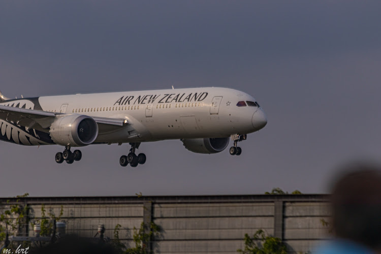 3シリーズ セダンの3シリーズ セダン・6シリーズクーペ・コラボ・佐原小江戸・飛行機に関するカスタム事例の投稿画像13枚目