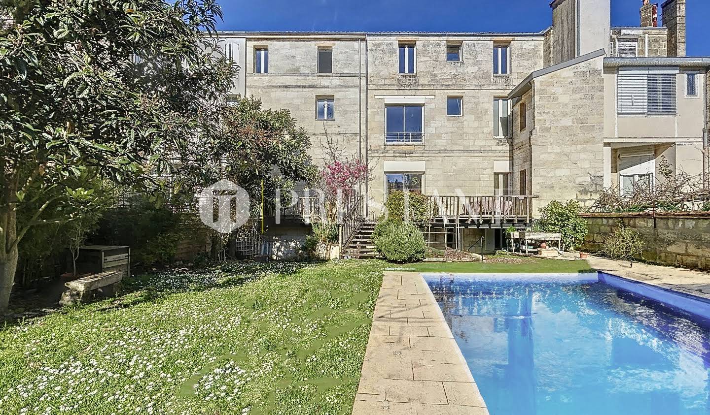 Maison avec piscine et terrasse Bordeaux