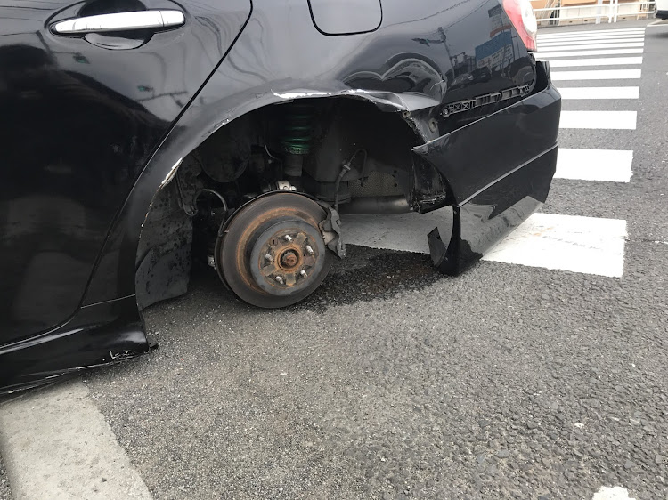 クラウンセダンのマークX120に関するカスタム事例の投稿画像2枚目