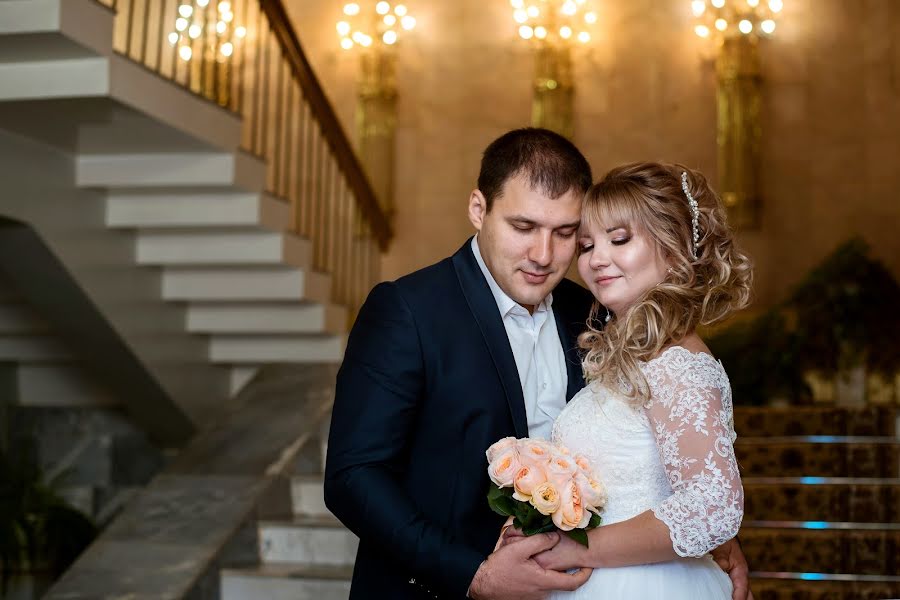 Fotografo di matrimoni Olesya Kharchenko (mrsharchenko). Foto del 12 marzo 2020