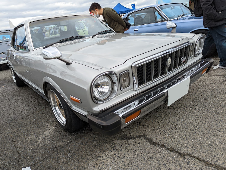 LSの昭和レトロカー万博2022・エアロフルキット・クルマは最高・LS400に関するカスタム事例の投稿画像3枚目