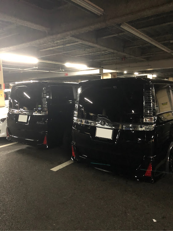 ヴォクシーのDIY・ドライブ・車高調整に関するカスタム事例の投稿画像2枚目