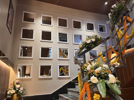 HIND INTERIOR SOLUTION — business photo 9