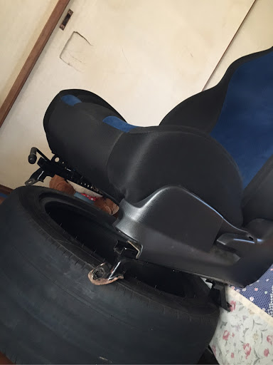 インプレッサ Wrx Sti Gdbのゲーミングチェア 純正シート 純正シート座椅子化 ただのバカに関するカスタム メンテナンスの投稿画像 車 のカスタム情報はcartune