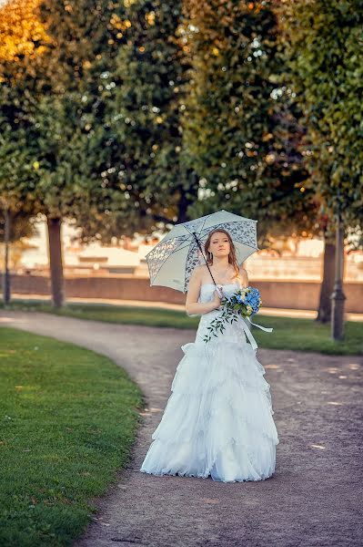 Wedding photographer Aleksandr Svyatkin (rdnaskella). Photo of 12 November 2014