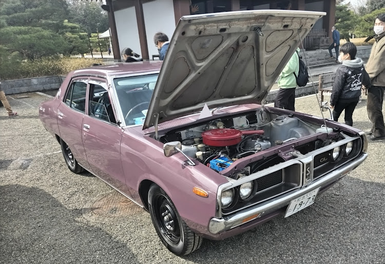 黒豆くん🐶さんが投稿したクラシックフェスティバル2023・旧車の名前よくわかりません🙏・いつもイイネ、コメントありがとうございます🎵・嫁からの奢りのカレーに関するカスタム事例の投稿画像10枚目