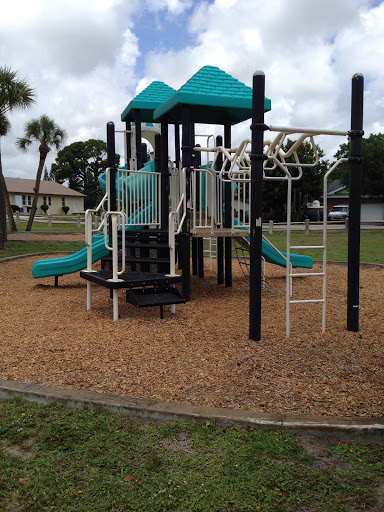 Paradise Park Playground 