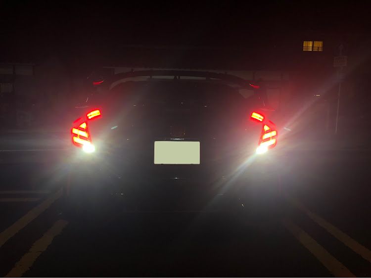 シビックタイプRのFK8・シビックタイプR・無限・テールランプ交換に関するカスタム事例の投稿画像6枚目