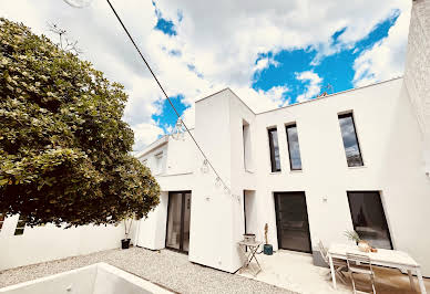 House with pool and terrace 18