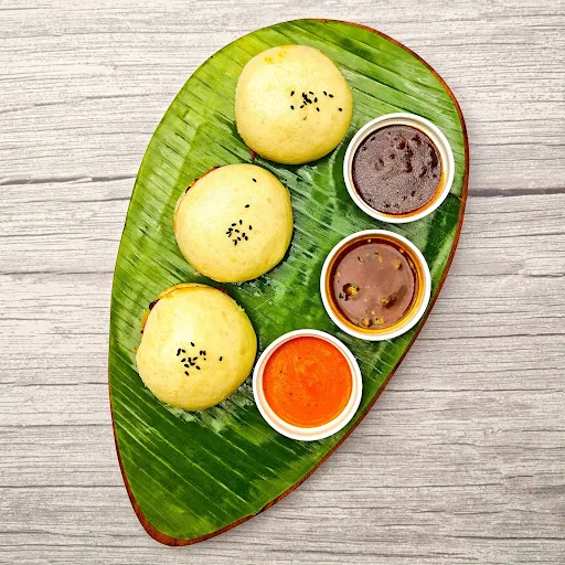 Roasted Brown Onion Bao