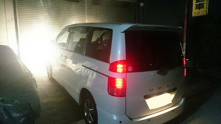 ノアの2018ベストショット・てか愛車紹介(笑)に関するカスタム事例の投稿画像1枚目