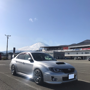 インプレッサ WRX STI GVF