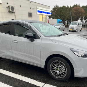 MAZDA2 DJLFS