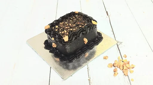 Brownie Walnut Chocolate Cake [250 Gms]