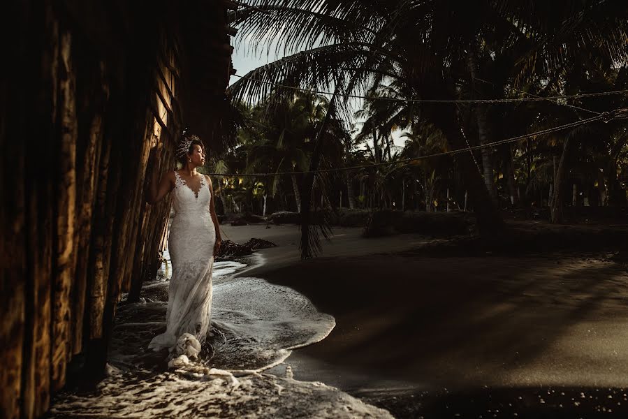 Wedding photographer Edel Armas (edelarmas). Photo of 11 October 2019