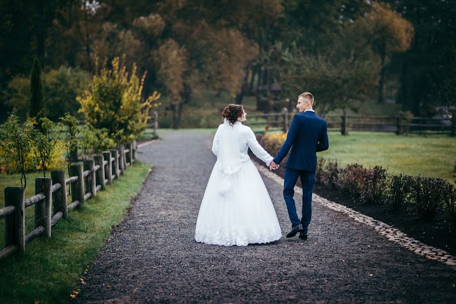 Wedding photographer Vitaliy Bukraba (olx1). Photo of 21 April 2018