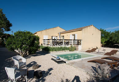 Villa with pool and terrace 3