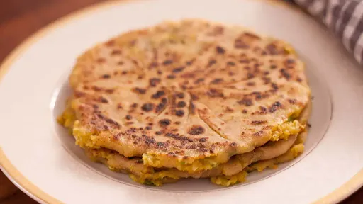 Mooli Paratha