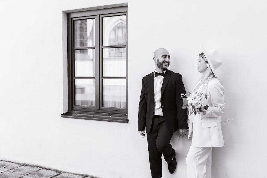 Весільний фотограф Ewa Sabransky (caleomoments). Фотографія від 19 березня