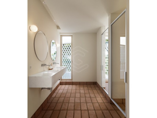 House with pool 5