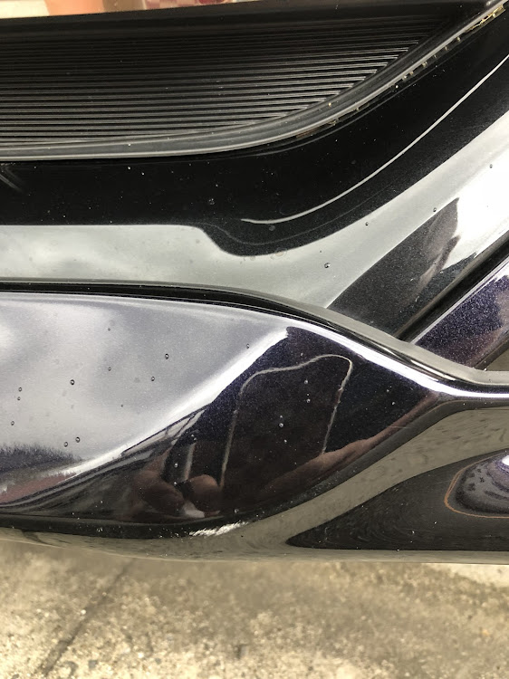 エスティマのDIY・傷補修・スパークリングブラックパールクリスタルシャインに関するカスタム事例の投稿画像2枚目