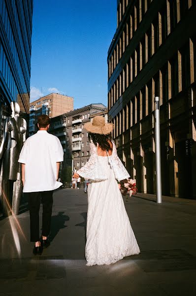 Fotógrafo de casamento Aleksey Chizhik (someonesvoice). Foto de 4 de setembro 2019