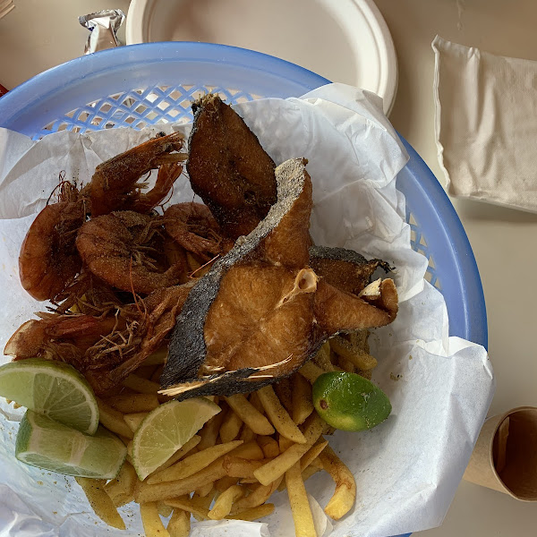 Fried mahi-mahi, shrimp and French fries