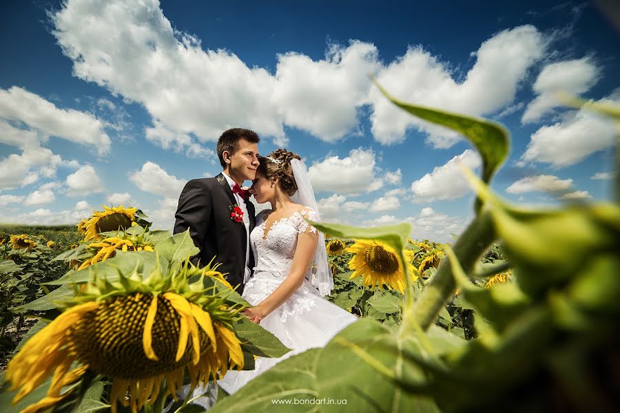 Photographe de mariage Bondar Viktor (bondart). Photo du 3 avril 2018