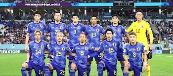 わたｳｳﾞﾝ俺はサッカー日本代表に愛され過ぎて困ってます