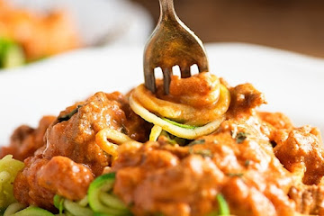Low Carb Cream Cheese Spaghetti Zoodles