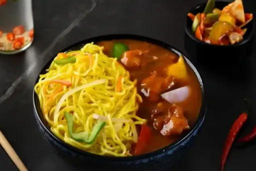 Chilli Chicken With (Veg Fried Rice Or Veg Noodles)