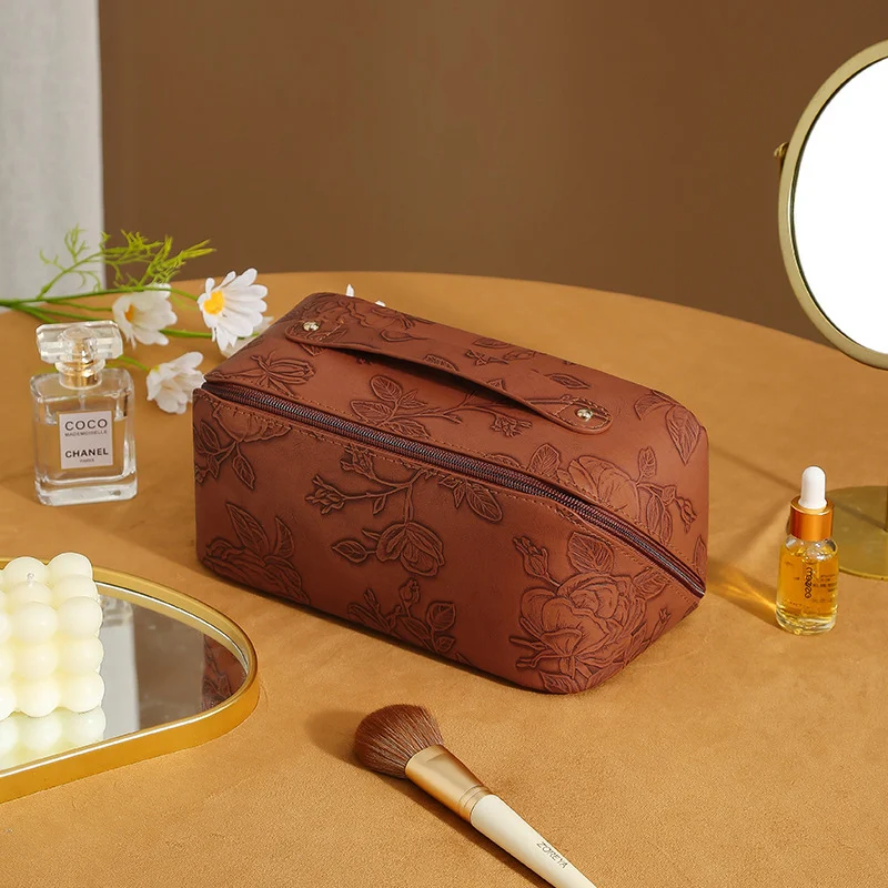 Retro Pillow Cosmetic Bag PU Waterproof Large Capacity Wash Skin Care Bag for Travel and Daily Use