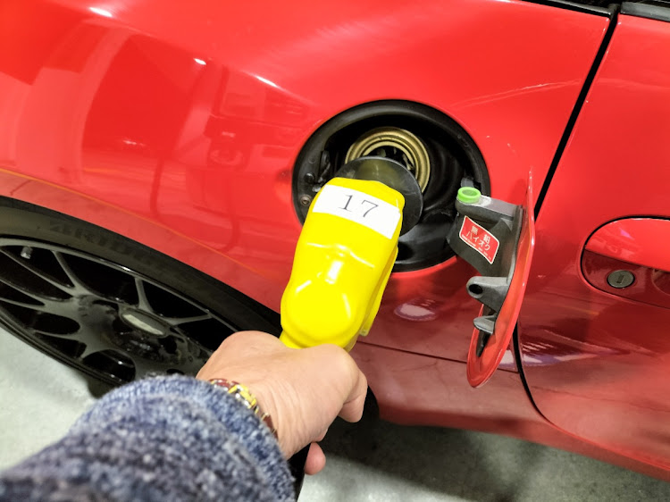Z4 ロードスターのおじさんの休日・奥多摩ドライブ・古都・ボーリングに関するカスタム事例の投稿画像14枚目