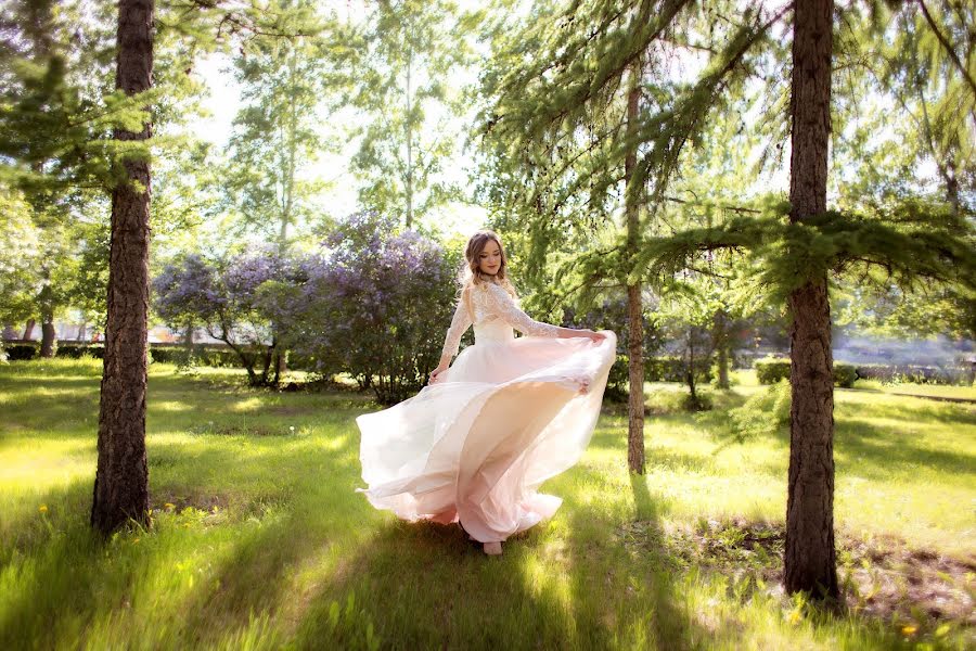 Wedding photographer Veronika Aleksandrova (aleksandrova74). Photo of 28 June 2018