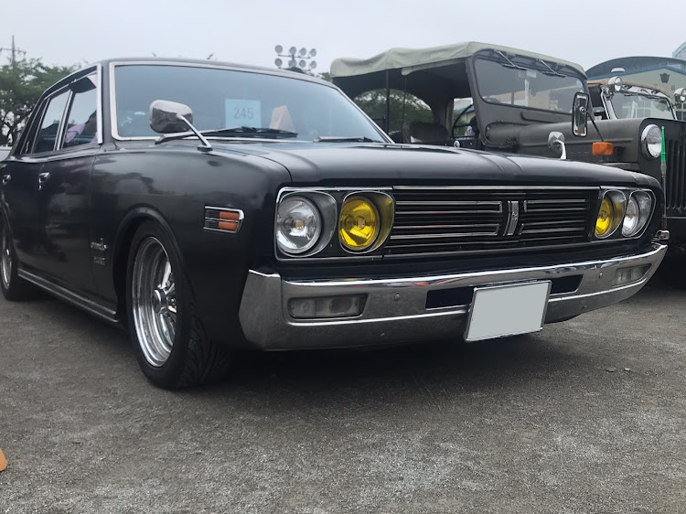 セドリックのシテーボーイ・セド美とジム美・やさぐれてますが何か⁉️・新たにヨシキャンプ・デラぺっぴんに関するカスタム事例の投稿画像1枚目