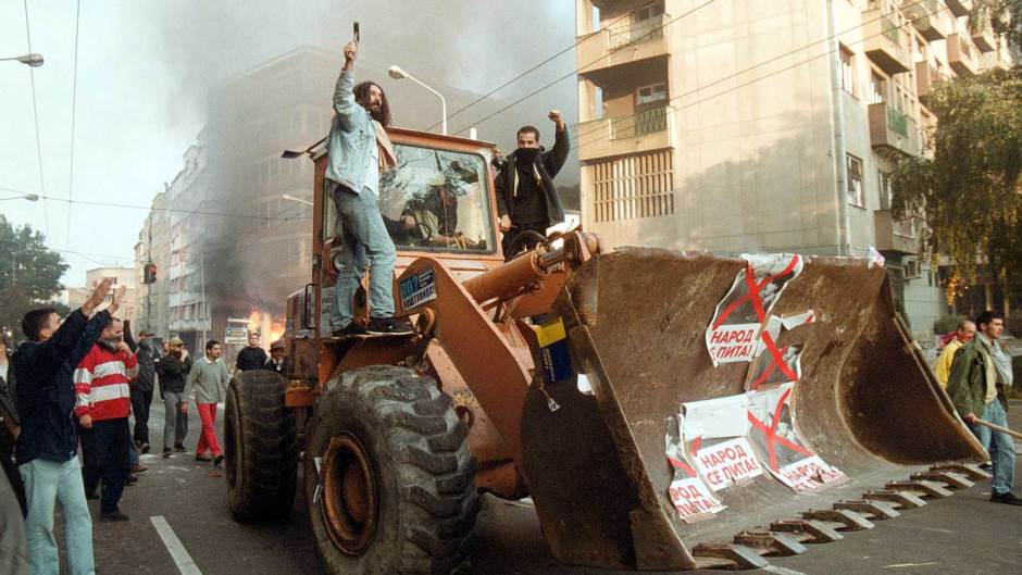 peti oktobar protesti džo bagerista