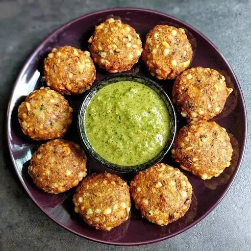 Sabudana Vada Paneer