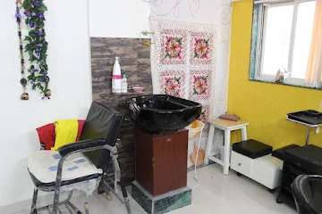 Vinitas Institute Of Beauty Therapy & Parlour photo 