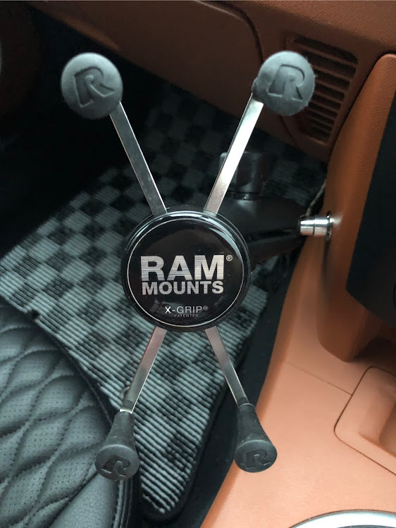 ロードスターのスマホホルダー・RAM MOUNTSに関するカスタム事例の投稿画像1枚目