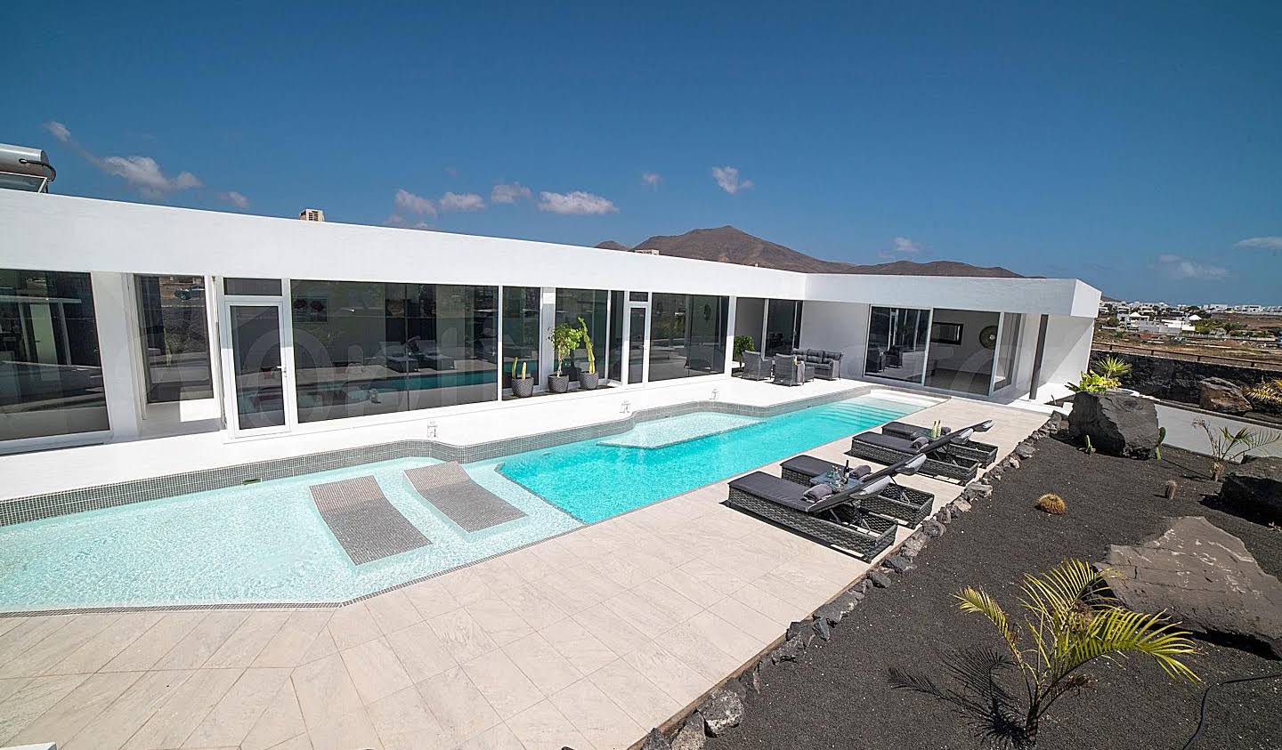 Villa avec piscine et terrasse Playa Blanca