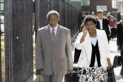 20091013 BMA Former top cop Jackie Selebi outside the South Gauteng High Court. Selebi has been charged with corruption and defeating the end of justice. PHOTO: Bafana Mahlangu.  13/10/2009. © Sowetan