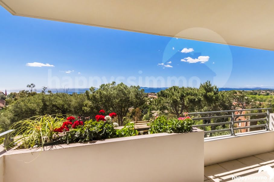 Vente appartement 4 pièces 75 m² à La Londe-les-Maures (83250), 498 000 €