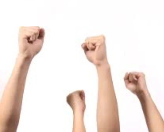 「私、かれしにいじめられてる」のメインビジュアル