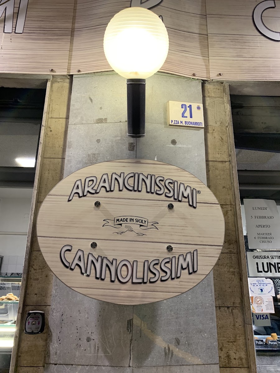 Gluten-Free at Arancinissimi & Cannolissimi